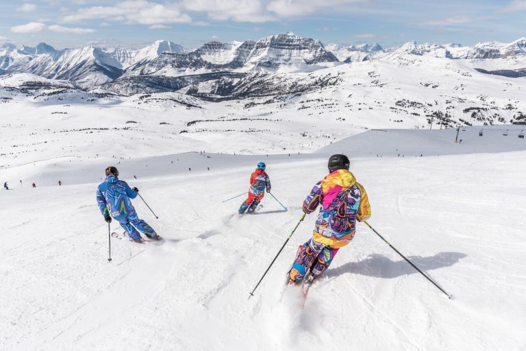 Skiing Statistics: How Popular is Skiing in the UK in 2021??
