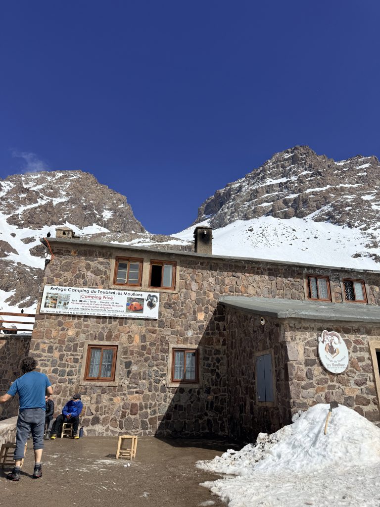 mountain reguse toubkal
